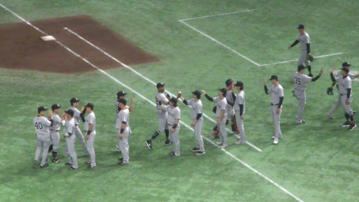 読売ジャイアンツ マルティネスが橋本星哉を空振り三振に打ち取り試合終了　巨人 4 - 2 ヤクルト　2025年5月24日(土) 東京ドーム