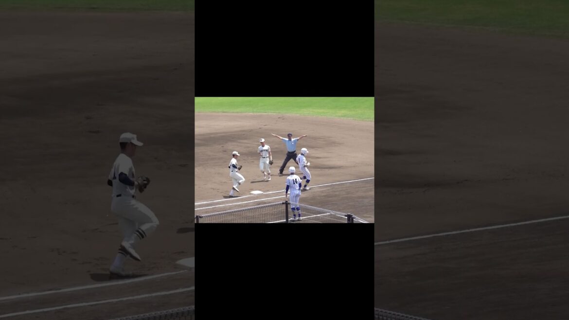 サイレンと共に飛び出す絶妙バント　健大高崎・石田雄星　#高校野球 #健大高崎 #野球 #甲子園 #バント #高校生