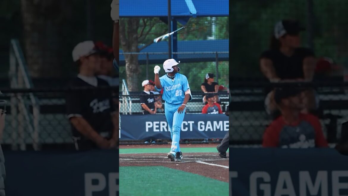 POTTSTOWN BAT FLIP! Jordan Leon & @CS99TV Pottstown Scout Team!