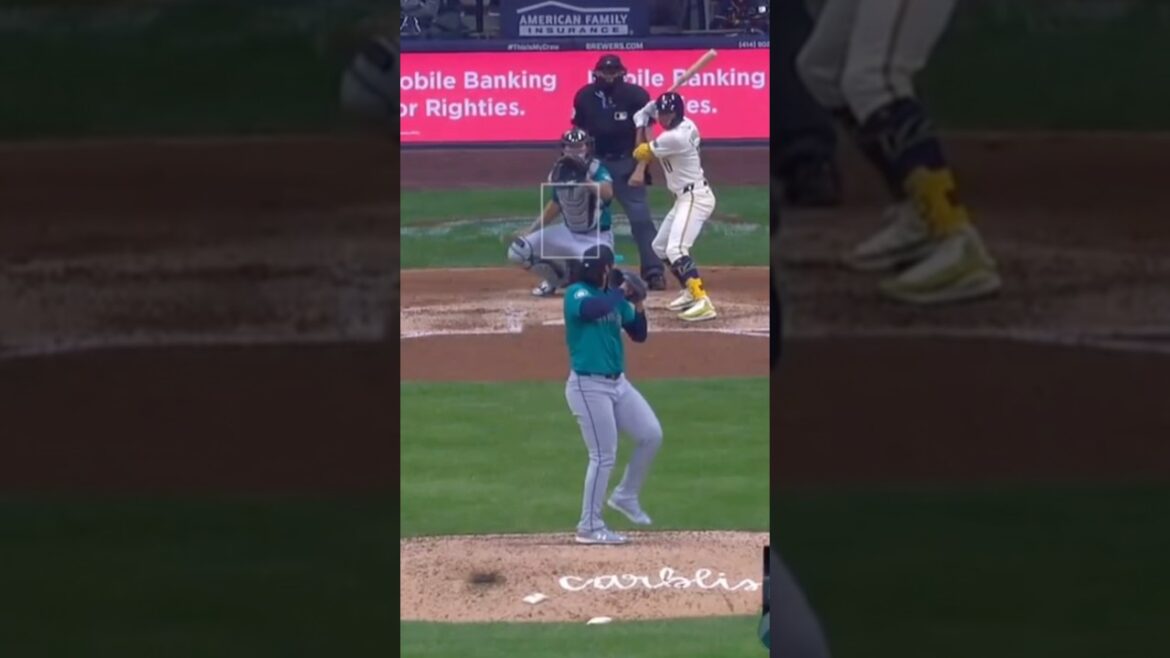 Do the Seattle Mariners have the best closer in MLB? #shorts #mlb #seattlemariners