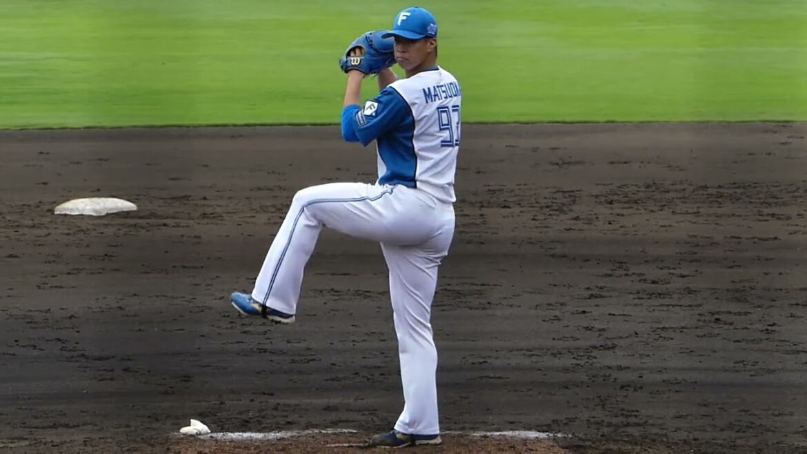 2025年5月27日 イースタンリーグ 北海道日本ハム・松岡 洸希 投手の準備投球（ボールデッド中)