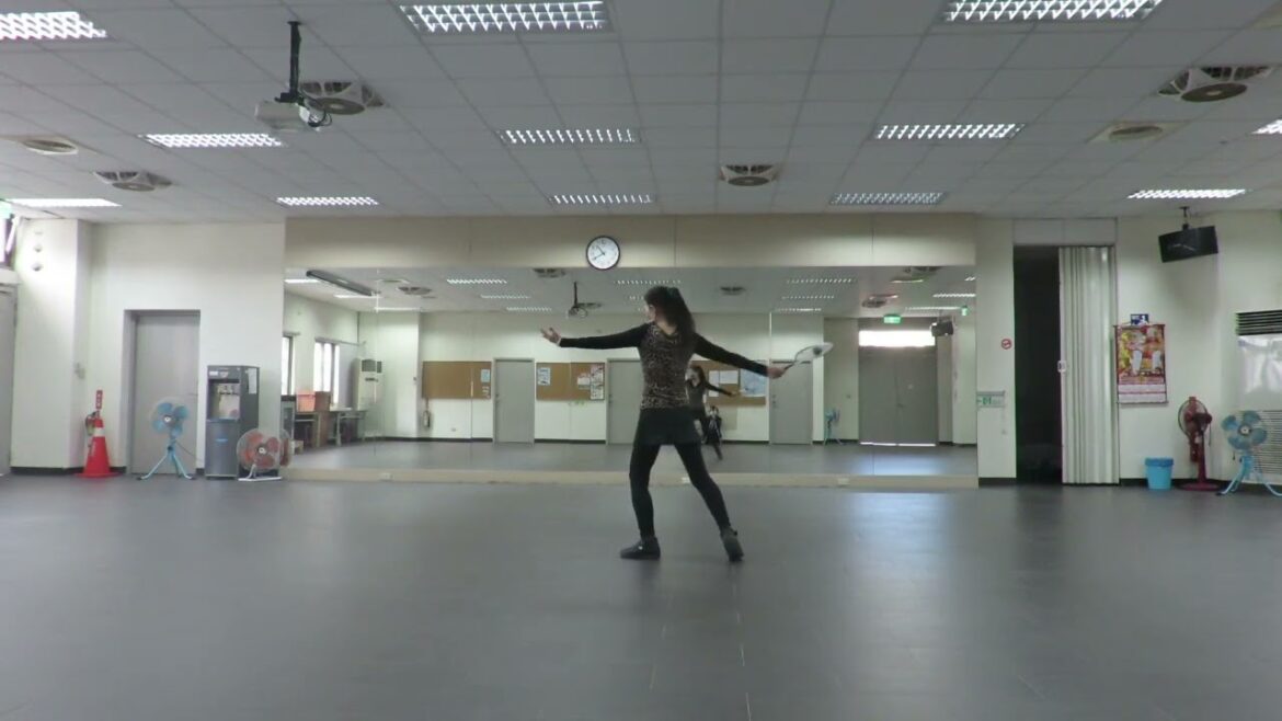 杏花落(柔力球左右手練習)