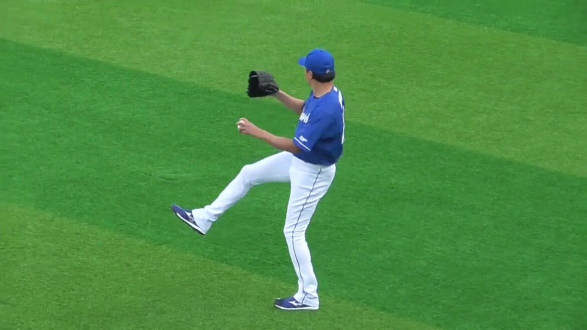 2025年5月20日 中日・大野 雄大 投手のキャッチボール練習