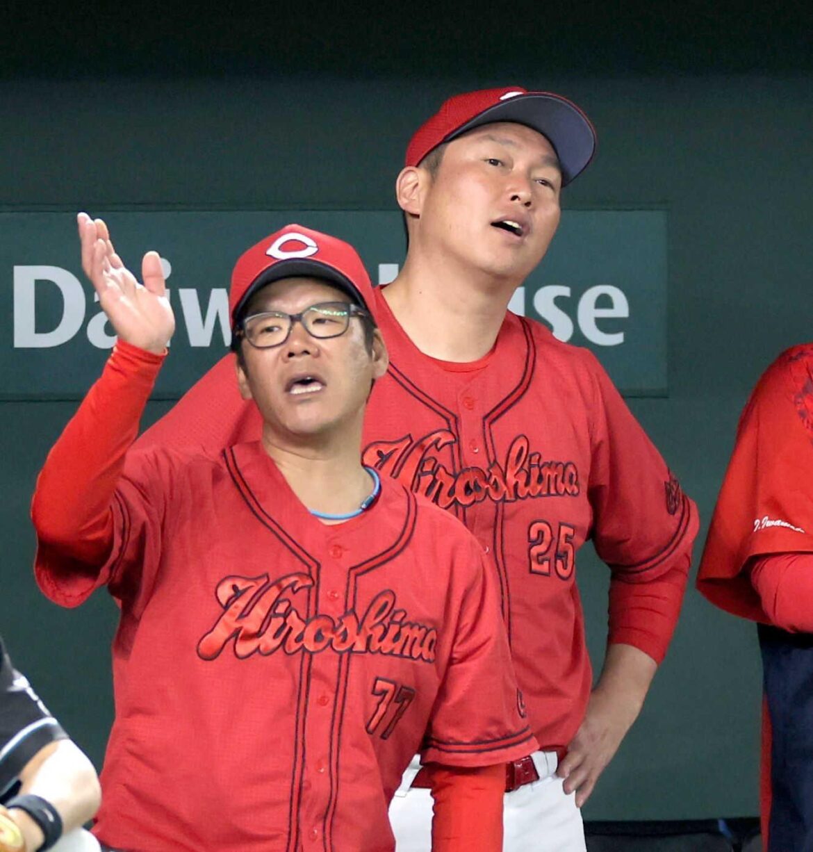 カープ大拙攻…今季ワースト１６残塁でサヨナラ負け 新井監督は前向く「ヒットも出ている、あともう少しだね」（デイリースポーツ） - Yahoo!ニュース - Yahoo!ニュース