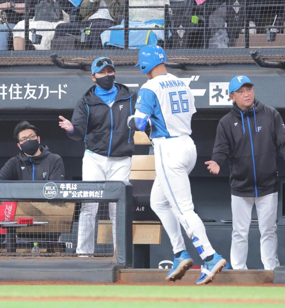 【日本ハム】新庄剛志監督「１か月前から準備したいタイプ」交流戦見据え、１１日レイエス一塁起用へ（スポーツ報知） - Yahoo!ニュース - Yahoo!ニュース