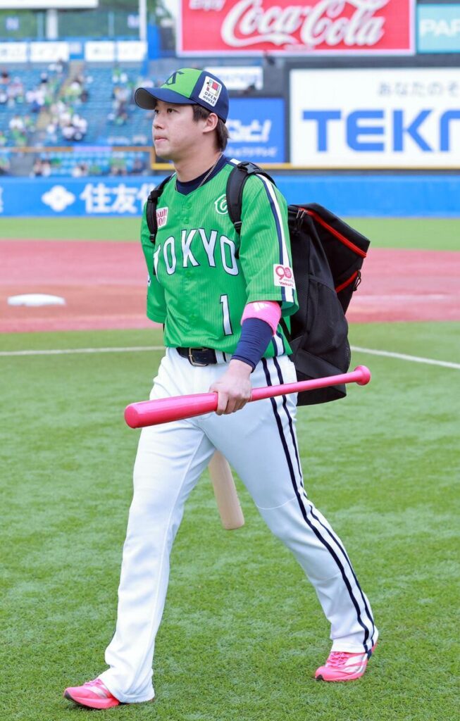 ヤクルト・山田哲人、母の日にピンク色の用具を使用「感謝の気持ちを込めながらプレーしたい」（サンケイスポーツ） - Yahoo!ニュース - Yahoo!ニュース