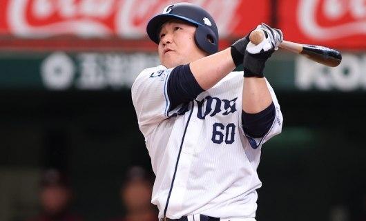 埼玉西武ライオンズ・中村剛也がダメ押しのタイムリー二塁打「ランナーを還すことができてよかったです」(ベースボールチャンネル) – Yahoo!ニュース – Yahoo!ニュース 埼玉西武ライオンズ・中村剛也がダメ押しのタイムリー二塁打「ランナーを還すことができてよかったです」(ベースボールチャンネル) - Yahoo!ニュース - Yahoo!ニュース