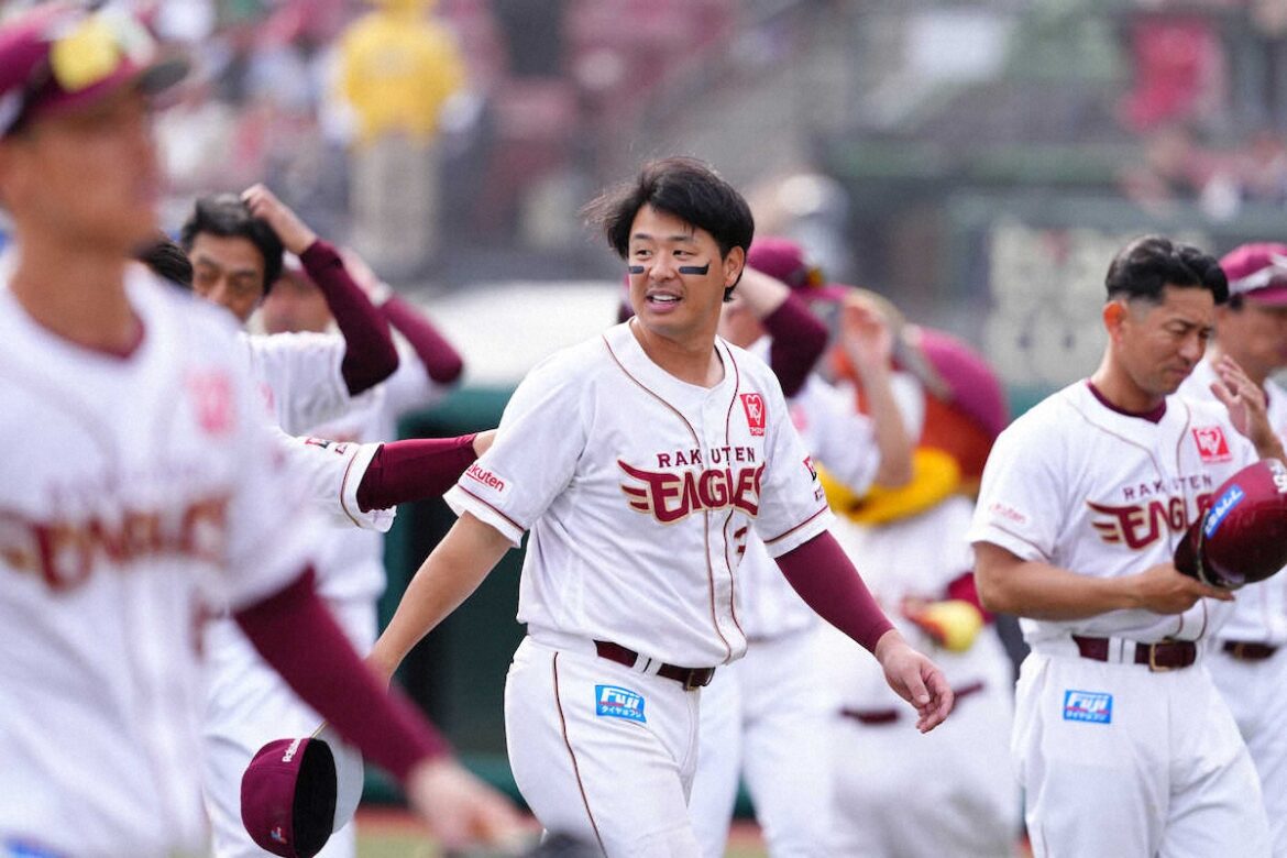 無安打で苦しむ姿に記者もヤキモキ… 楽天・浅村の空白の11日間 （スポニチアネックス） - Yahoo!ニュース - Yahoo!ニュース