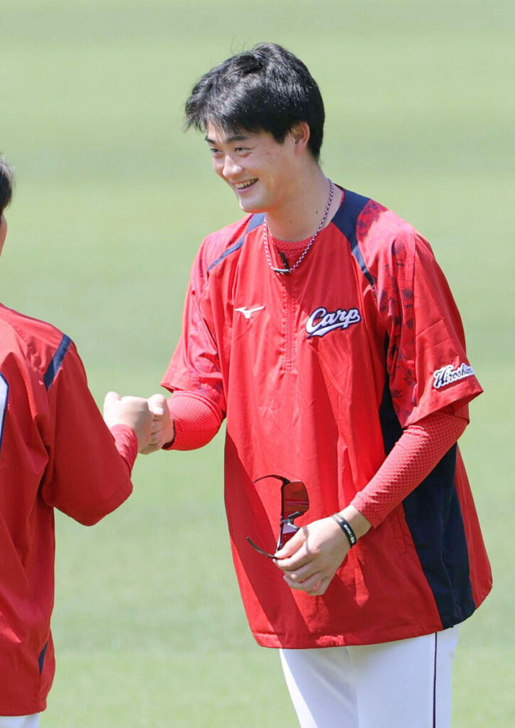 【広島】ドラフト３位・岡本駿が最高の親孝行 プロ初勝利の記念球を父・昌孝さんに贈る（スポーツ報知） - Yahoo!ニュース - Yahoo!ニュース