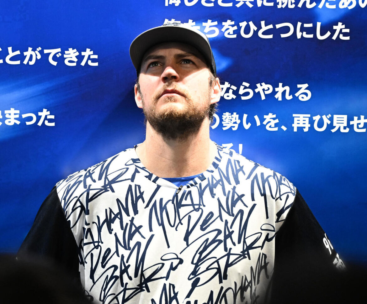 【DeNA】バウアー、神宮で2シーズンぶりの勝利目指す 今季初の中6日で調整万全 – nikkansports.com DeNA対阪神 ゲーム前、取材に応じるDeNAバウアー(撮影・千葉一成)