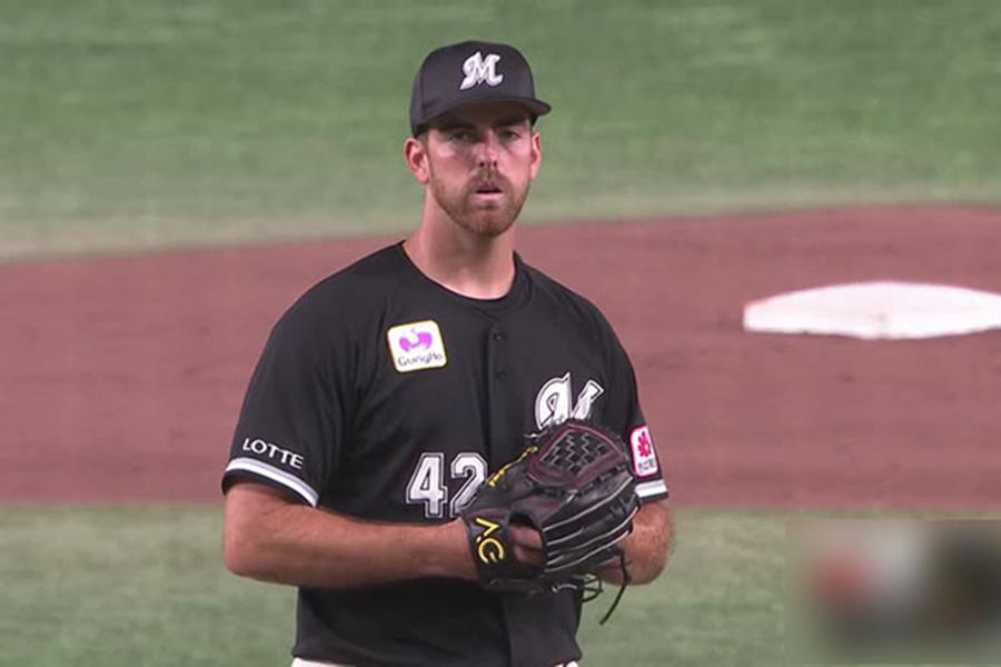 楽天戦に先発したロッテのブライアン・サモンズ【画像：パーソル パ・リーグTV】