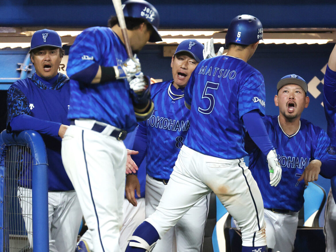 DeNAが3連勝 プロ野球・ヤクルト―DeNA(時事通信) – Yahoo!ニュース DeNAが3連勝 プロ野球・ヤクルト―DeNA(時事通信) - Yahoo!ニュース