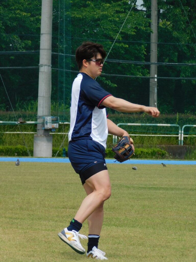 ヤクルト・村上宗隆、4・18再離脱後初の屋外練習 30メートルのキャッチボール 復帰へ一歩前進（サンケイスポーツ） - Yahoo!ニュース - Yahoo!ニュース