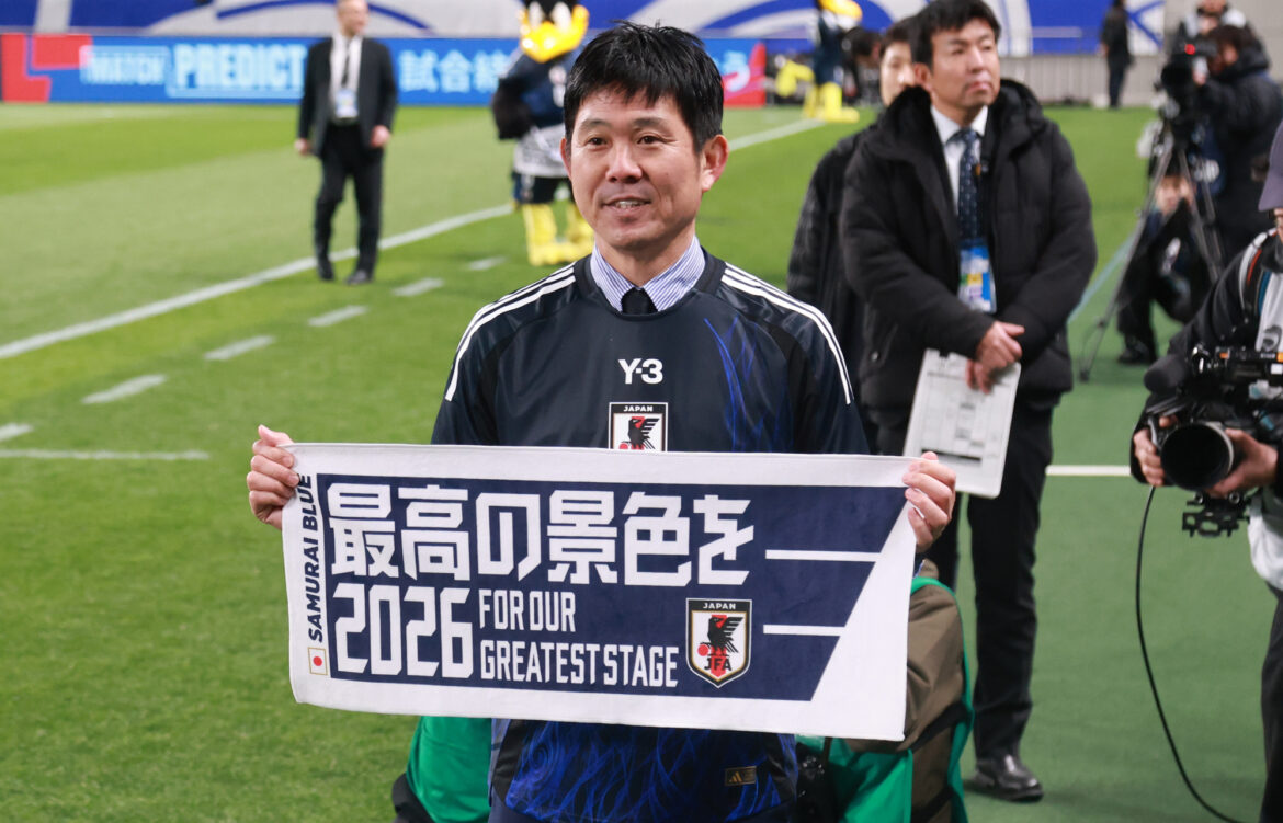 森保一監督がセレモニアルピッチに登場！ 埼玉西武vs中日の交流戦で登板「ストライクを目指して、一球入魂」（超WORLDサッカー！） - Yahoo!ニュース - Yahoo!ニュース
