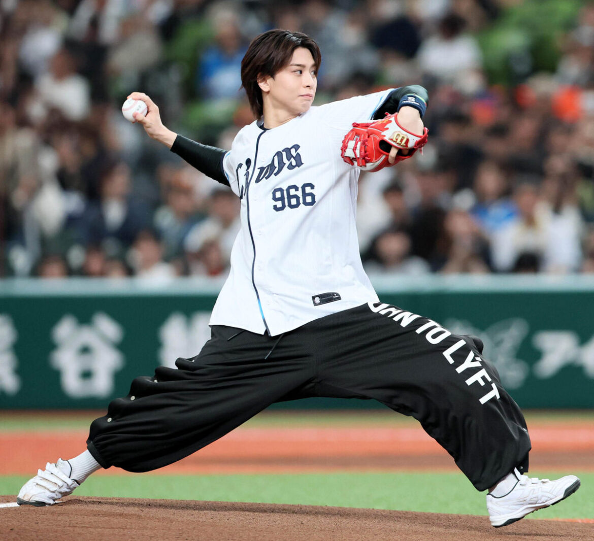 【西武】俳優の岡宮来夢がセレモニアルピッチに登場「ライオンズの勝ちにつながる投球ができたと思います」（スポーツ報知） - Yahoo!ニュース - Yahoo!ニュース
