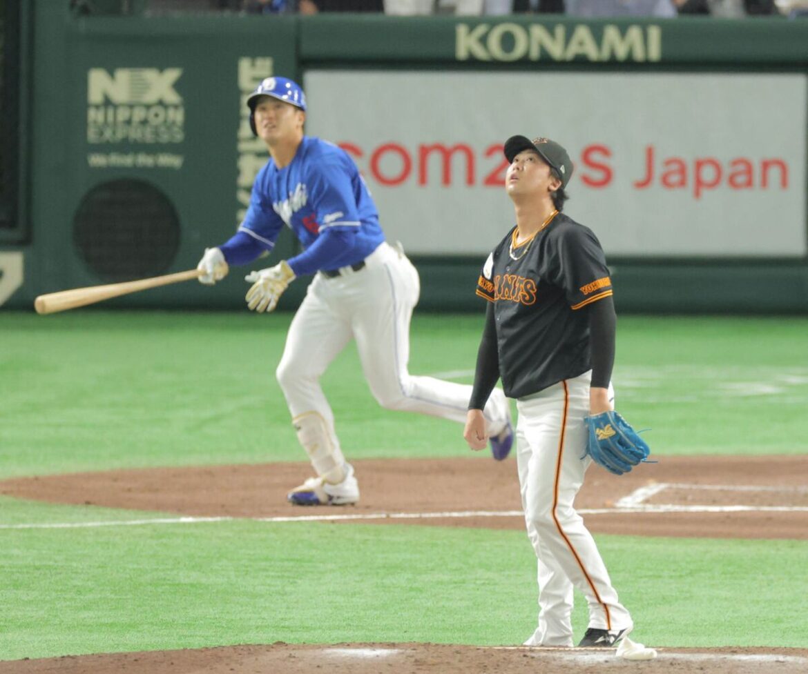 【巨人】6回に中日に逆転を許す 救援の船迫大雅が痛恨のソロ&2ラン被弾で3失点 – スポーツ報知 7回1死一塁、代打・板山祐太郎に2ラン本塁打を打たれた船迫大雅(カメラ・上村 尚平)