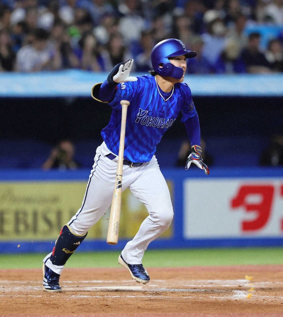DeNA・度会が成長打！ 幼少期遊んでもらったヤクルト・石川「雅さん」撃ちで3位浮上（スポニチアネックス） - Yahoo!ニュース - Yahoo!ニュース