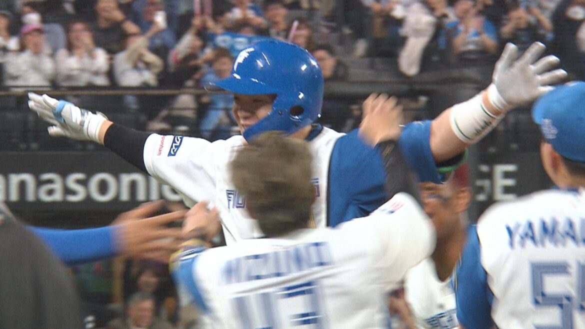 【ファイターズ】ぐんぐん郡司は“サヨナラ男”今季2度目の劇的サヨナラ打! 先発北山亘基は9回1失点 今季最多の122球完投で“最亘基!”(北海道ニュースUHB) – Yahoo!ニュース – Yahoo!ニュース 【ファイターズ】ぐんぐん郡司は“サヨナラ男”今季2度目の劇的サヨナラ打! 先発北山亘基は9回1失点 今季最多の122球完投で“最亘基!”(北海道ニュースUHB) - Yahoo!ニュース - Yahoo!ニュース