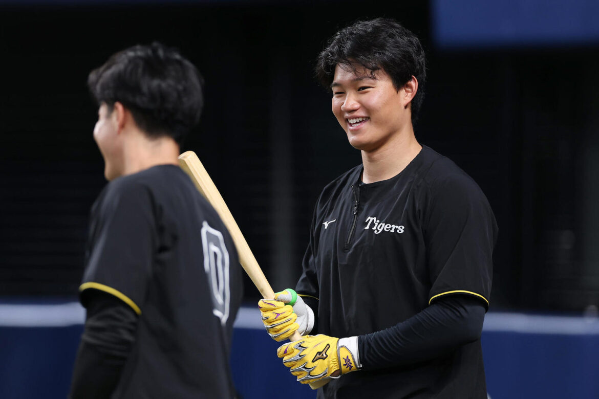 【阪神】前日に自打球で途中交代の森下翔太、球場入り 足をかばう様子もなく（日刊スポーツ） - Yahoo!ニュース - Yahoo!ニュース