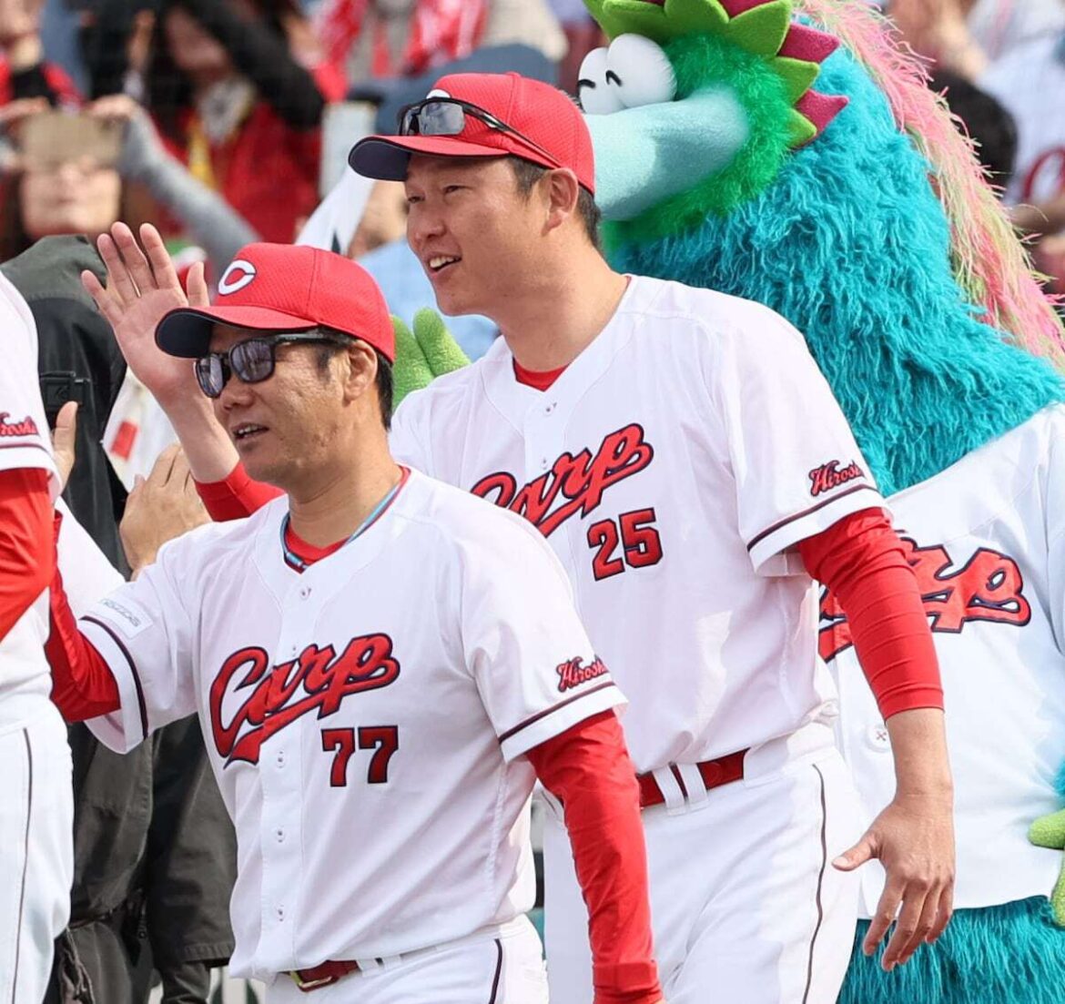 鯉将トーク 広島・新井貴浩監督 今季3度目の完封勝ちの床田に「床田さまさま。ブルペンに3日休みを作ってくれた」（サンケイスポーツ） - Yahoo!ニュース - Yahoo!ニュース