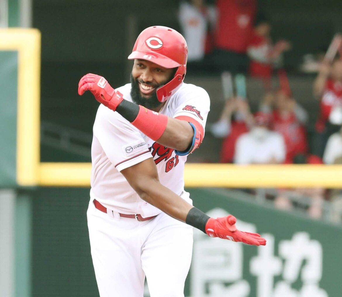 広島・ファビアン 頼もしすぎV打!東から2点二塁打 首位打者キープ、打点リーグ6位「ファンノミナサン、アイシテル!」(デイリースポーツ) – Yahoo!ニュース – Yahoo!ニュース 広島・ファビアン 頼もしすぎV打!東から2点二塁打 首位打者キープ、打点リーグ6位「ファンノミナサン、アイシテル!」(デイリースポーツ) - Yahoo!ニュース - Yahoo!ニュース