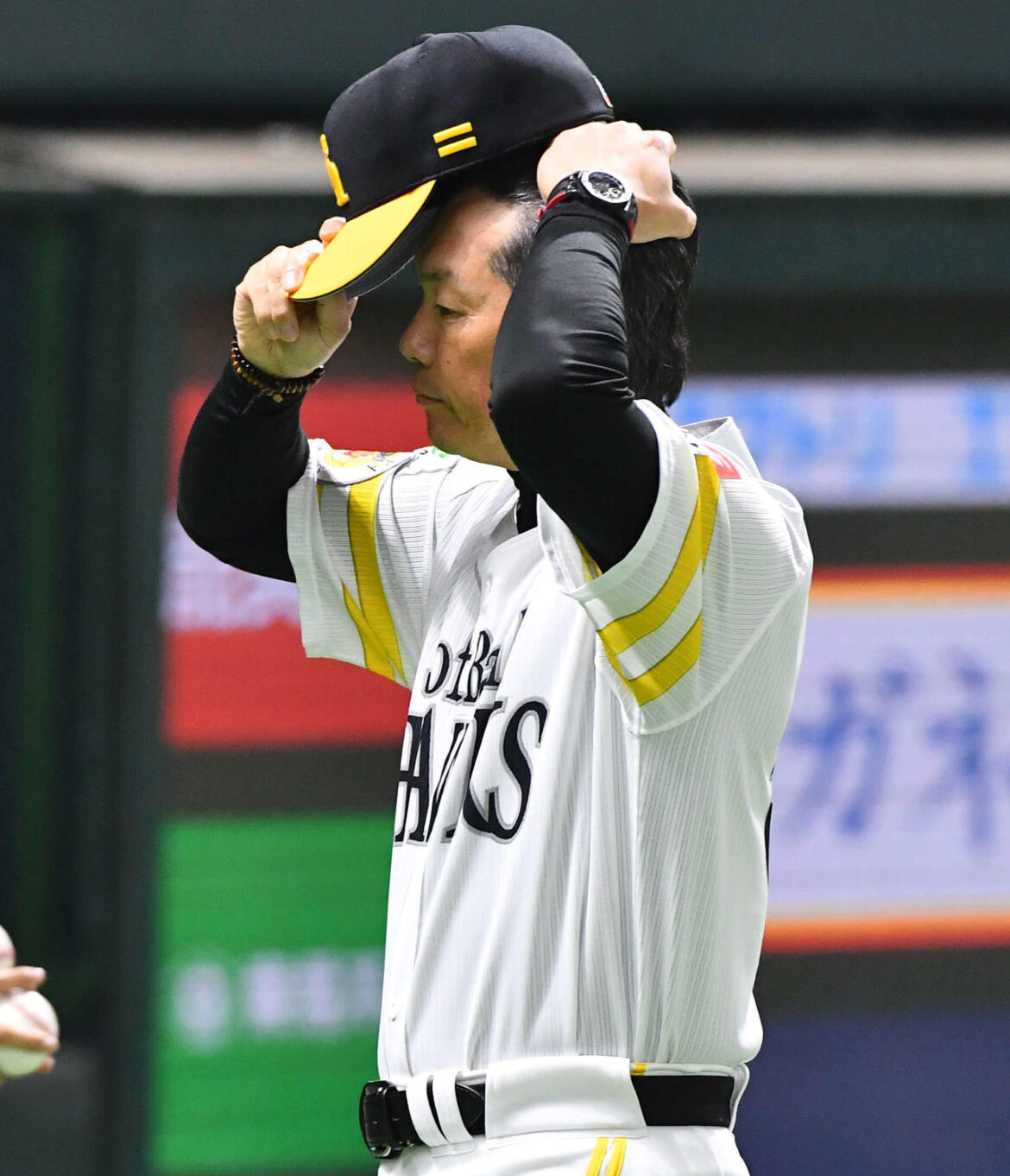 【ソフトバンク】王会長も厳しい顔つき「先手が取れなかったな」守りのほころびは手を打てるはず（日刊スポーツ） - Yahoo!ニュース - Yahoo!ニュース