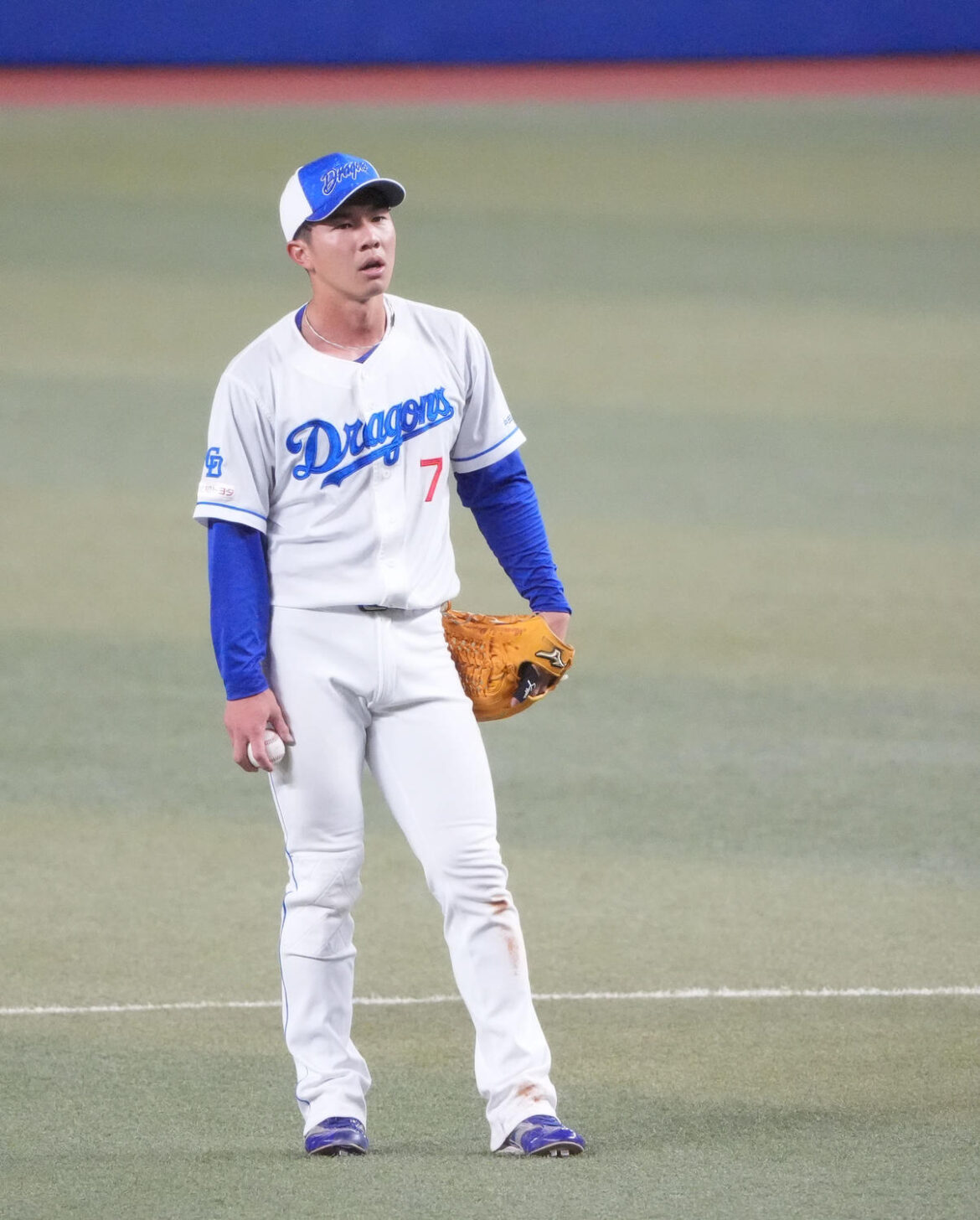 【中日】初スタメン４番の福永裕基にアクシデント発生か ９回の守りから途中交代（日刊スポーツ） - Yahoo!ニュース - Yahoo!ニュース