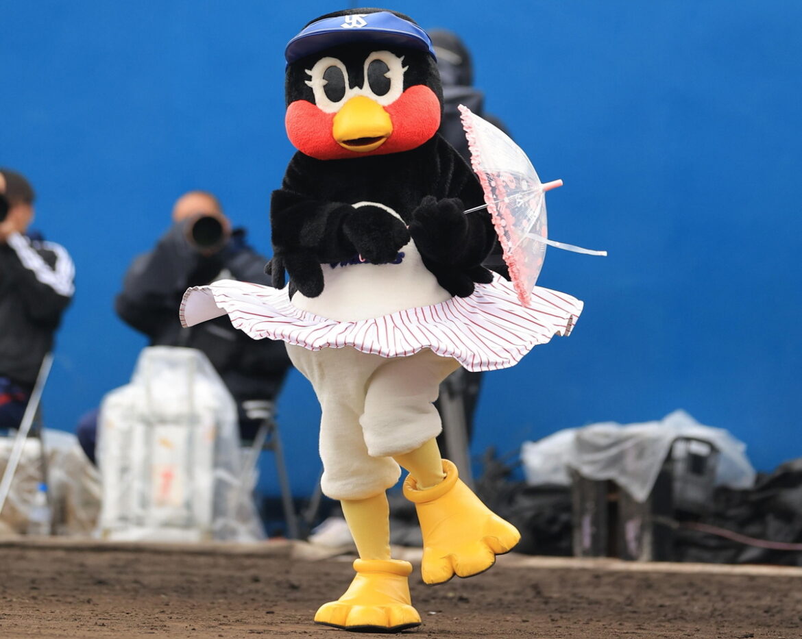 ヤクルト つばみの大喜びが「とっても可愛かった」「めっちゃ喜んでた」ドアラの前で輪投げ成功 球団は異例のコメントも発表「つばみが一番驚いてます」(デイリースポーツ) – Yahoo!ニュース – Yahoo!ニュース ヤクルト つばみの大喜びが「とっても可愛かった」「めっちゃ喜んでた」ドアラの前で輪投げ成功 球団は異例のコメントも発表「つばみが一番驚いてます」(デイリースポーツ) - Yahoo!ニュース - Yahoo!ニュース