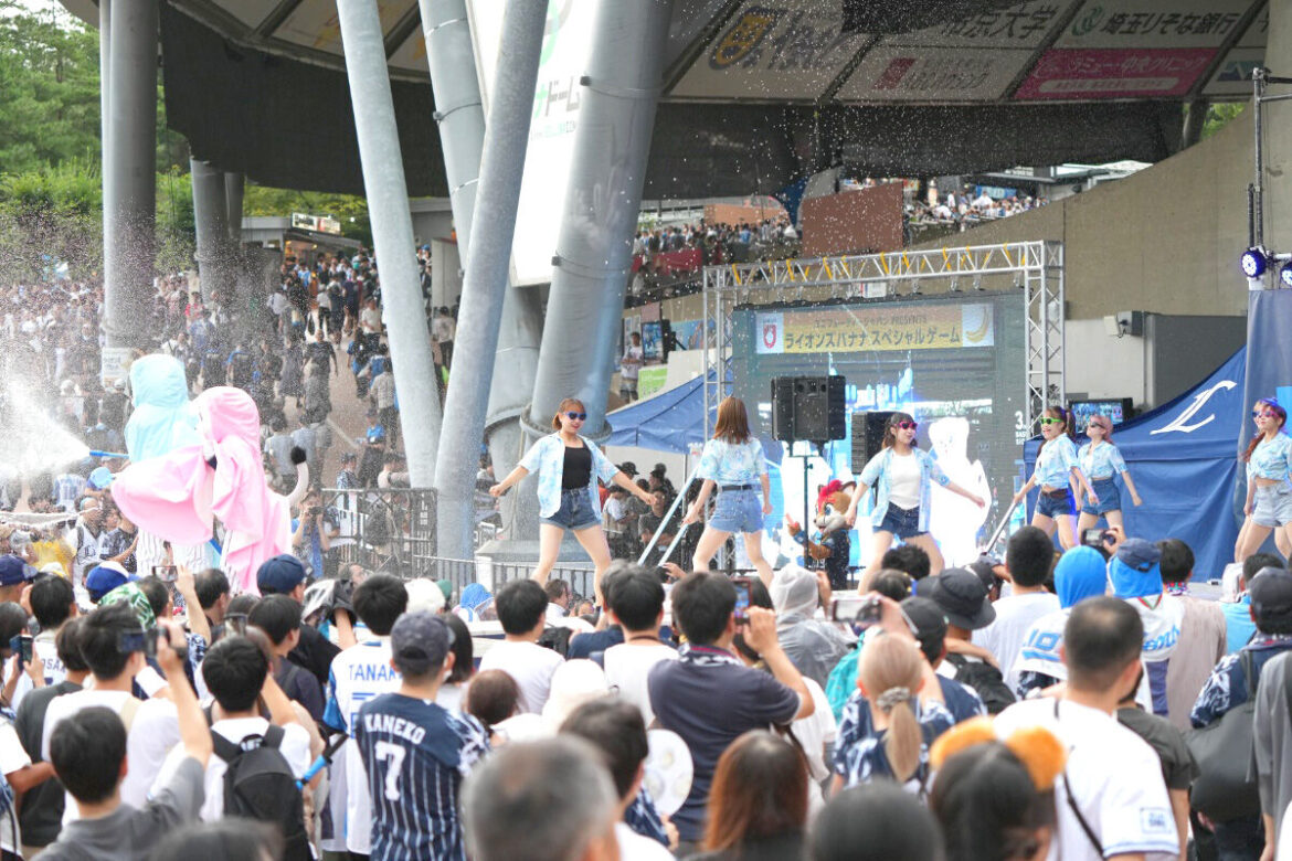 【西武】ずぶぬれになって応援！ 「ライオンズスプラッシュシート」を期間限定で販売（スポーツ報知） - Yahoo!ニュース - Yahoo!ニュース