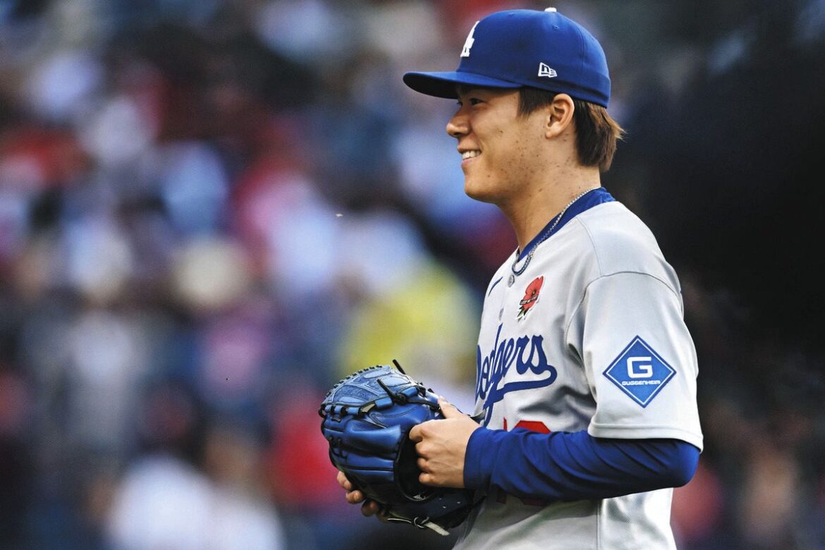 先発したドジャース・山本（AP）