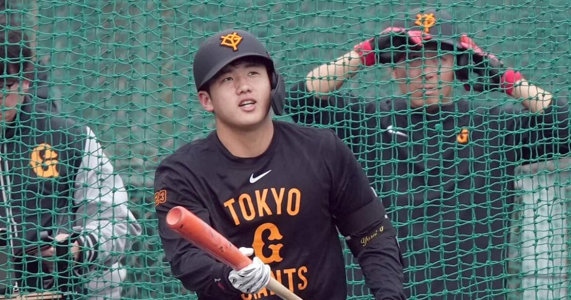 【球界ここだけの話(3784)】巨人D1位ルーキー・石塚裕惺が過ごした濃密な2日間 坂本勇人や丸佳浩らを質問攻め – サンスポ 【球界ここだけの話(3784)】巨人D1位ルーキー・石塚裕惺が過ごした濃密な2日間 坂本勇人や丸佳浩らを質問攻め - サンスポ