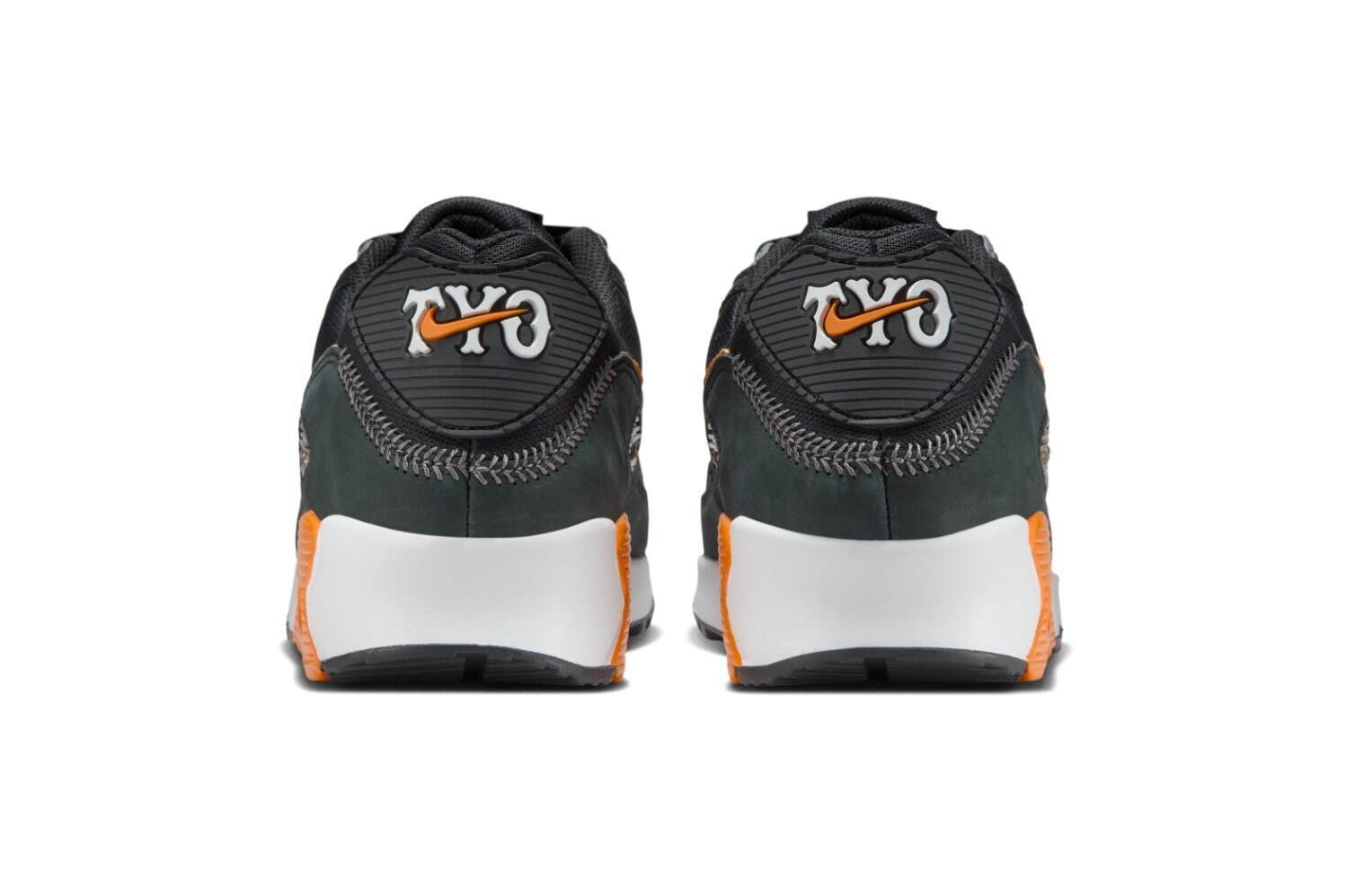 「ナイキ エア マックス 90 TOKYO GIANTS」18,700円