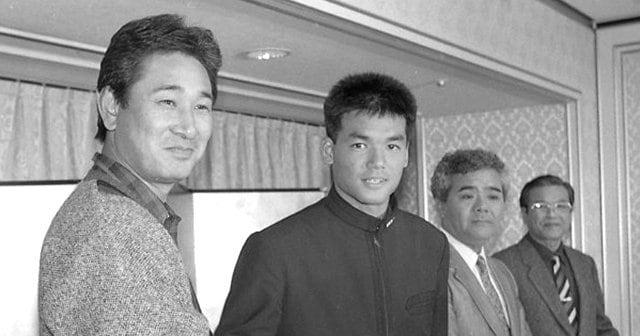 「おいおい、密約かよ…」中日がドラフト3位で“まさかの強行指名”「星野仙一が獲得を熱望した」甲子園のヒーロー“密約説は真実か?”本人に聞いた真相―2025年上半期読まれた記事 – プロ野球 – Number Web 「おいおい、密約かよ…」中日がドラフト3位で“まさかの強行指名”「星野仙一が獲得を熱望した」甲子園のヒーロー“密約説は真実か?”本人に聞いた真相 - プロ野球 - Number Web