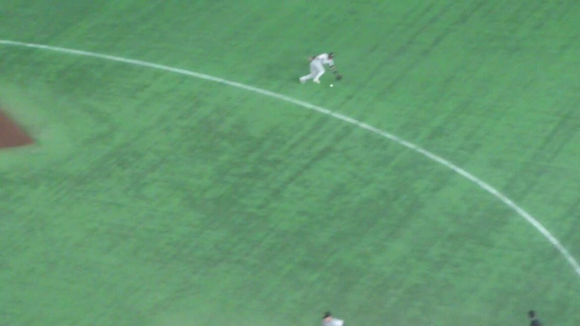 巨人 吉川尚輝 ナイスプレー　巨人 vs ヤクルト　2025年5月25日(日) 東京ドーム