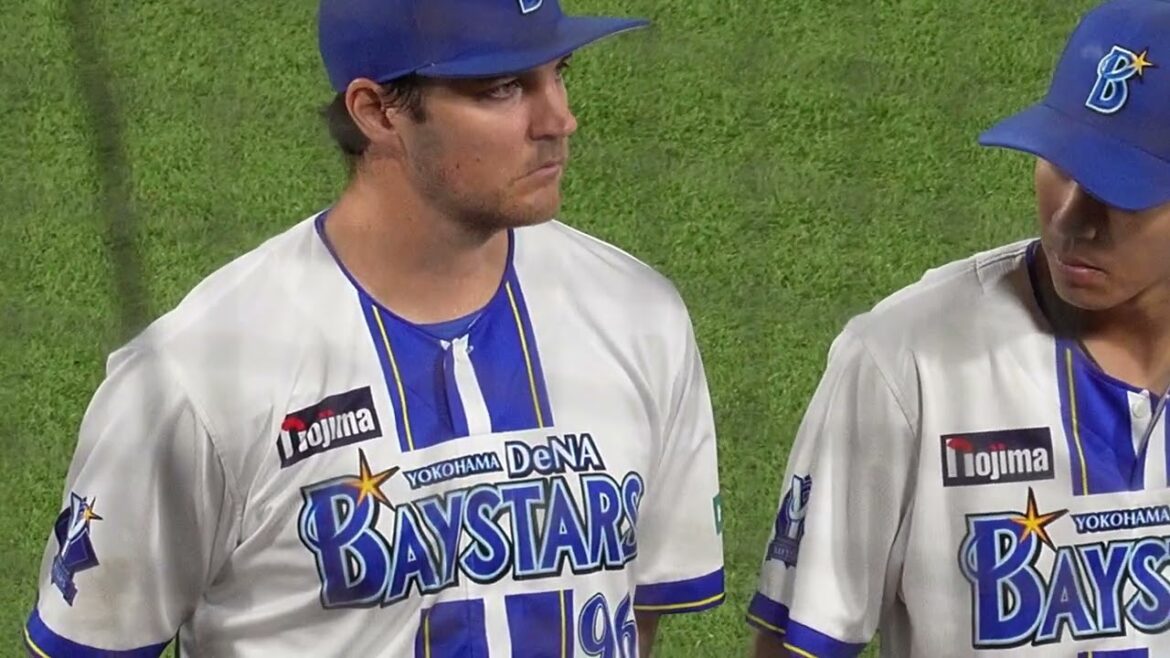 【惜敗/試合後挨拶】体調不良バウアー、目に涙を溜める入江…(2025.5.21/横浜スタジアム）