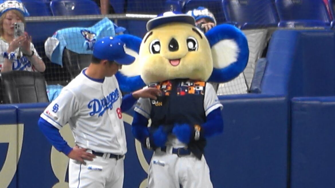 2025.06.06 エディオンの制服でパワーみなぎるドアラ