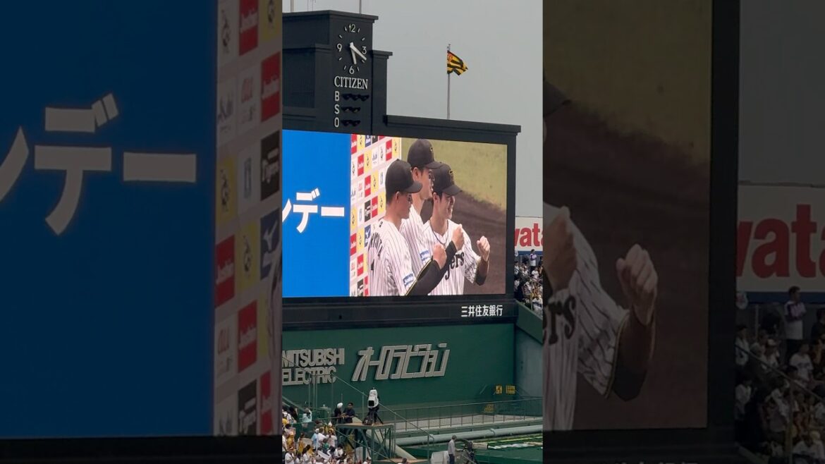 【関西ダービー3連勝 今季最多貯金14】記念撮影に応じるヒーロー選手 【関西ダービー3連勝 今季最多貯金14】記念撮影に応じるヒーロー選手