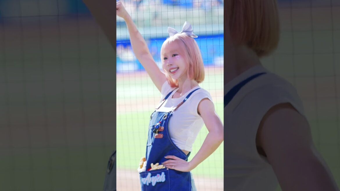 安娜與雞排同框，如果打者是王柏融就完美了