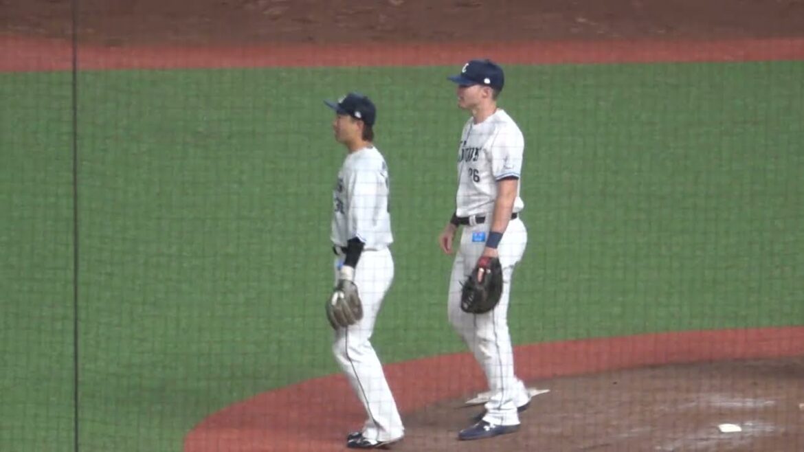 2025  交流戦 勝って外野陣を迎える山村とそのマネをするネビン 現地映像 【埼玉西武ライオンズ】×【阪神タイガース】