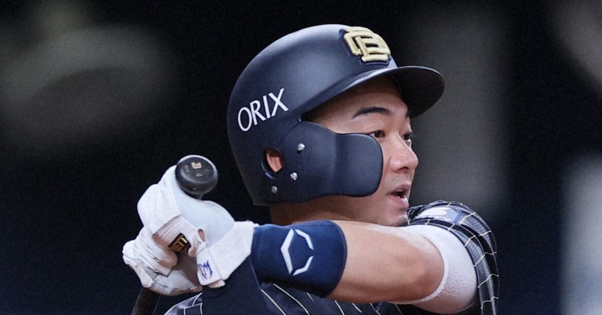 プロ野球 オリックスが森友哉の勝ち越し打など8－3で巨人に勝利 [写真特集1/20] - 毎日新聞
