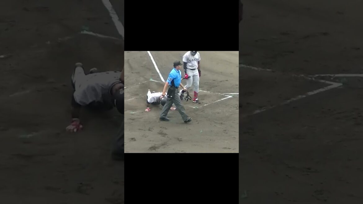 ボールがこぼれてホームへ突っ込む中山礼都（2024年6月25日 北海道日本ハムファイターズ対 読売ジャイアンツ）