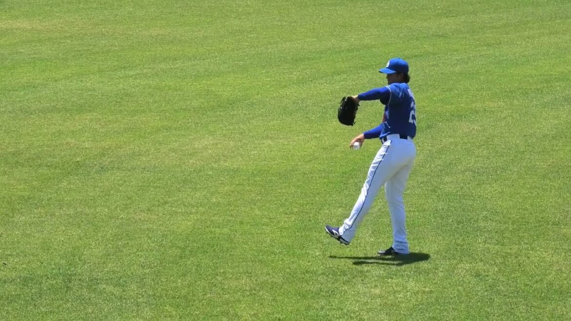 中日ドラゴンズ 松木平優太投手 先発投手の試合前キャッチボール 田島慎二コーチも見守る 2025/6/17 ちゅ～るスタジアム