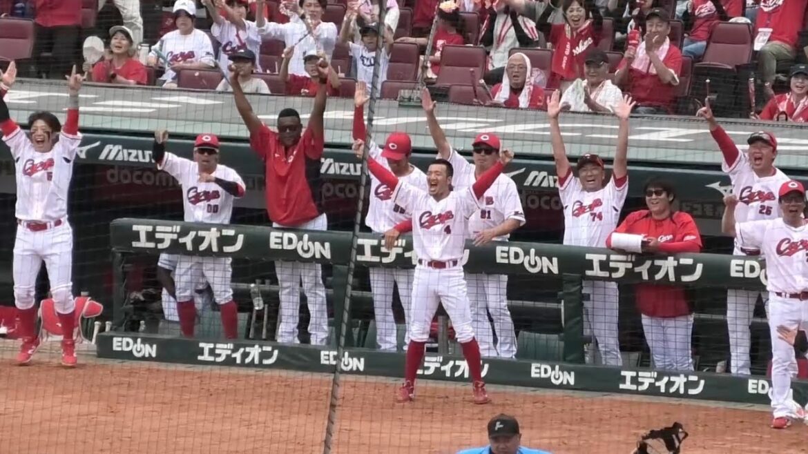 代打中村奨成が値千金の逆転タイムリーツーベースを打った瞬間のカープベンチ！広島東洋カープvs東北楽天イーグルス2025年6月22日
