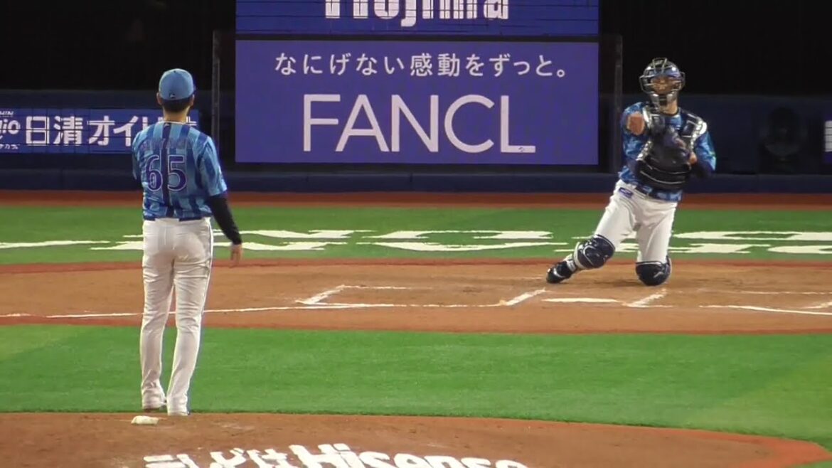 2025年6月20日交流戦 千葉ロッテ戦・宮城 滝太 投手の準備投球（ボールデッド中)