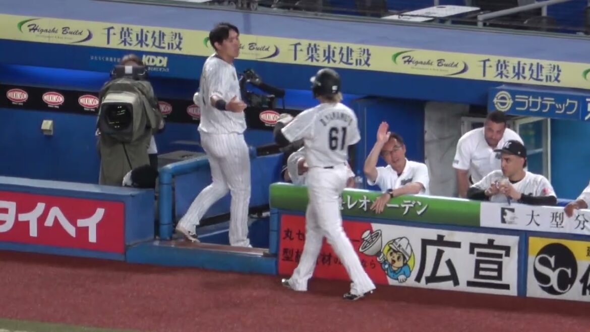 2025 交流戦【千葉ロッテマリーンズ】安田尚憲が小川龍成へクセを伝える!? 現地映像 【巨人戦】