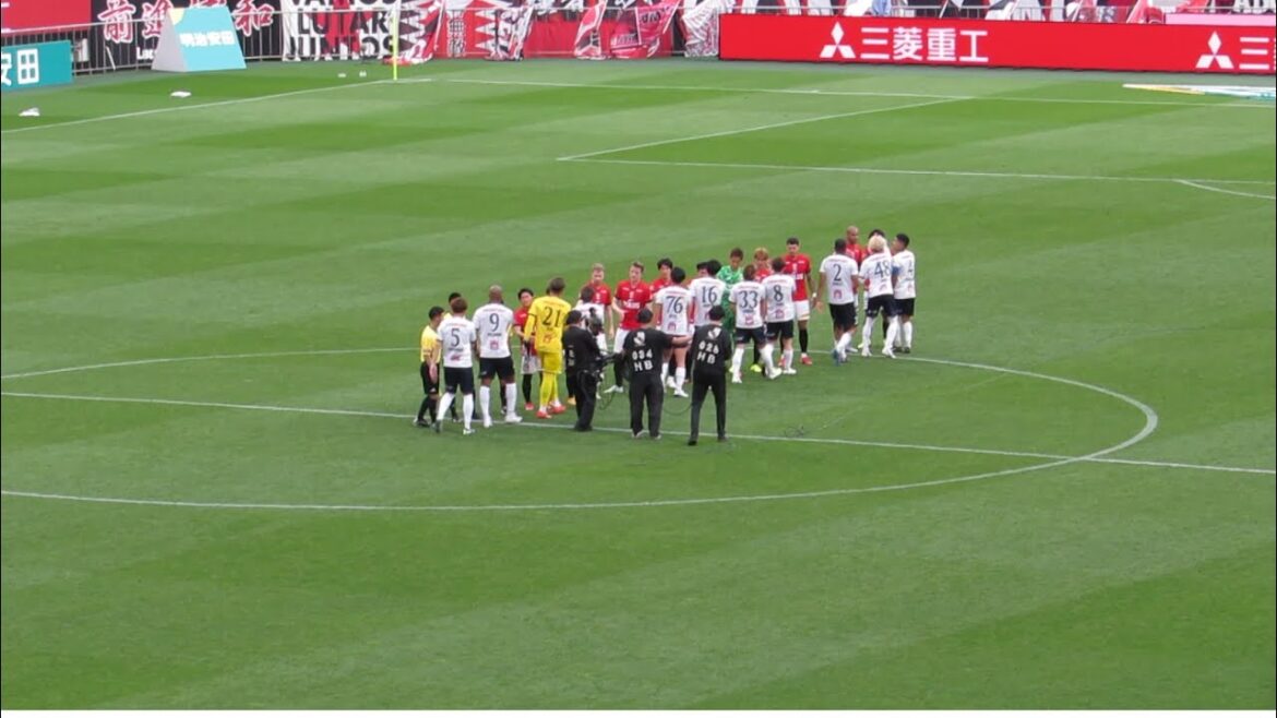 逆転勝利 POU→AT→試合終了→勝利インタビュ-の前まで 2025明治安田J1リーグ 第19節 2025年6月1日(日) 16:04 KICK OFF VS 横浜FC戦 @埼玉スタジアム2002 逆転勝利 POU→AT→試合終了→勝利インタビュ-の前まで 2025明治安田J1リーグ 第19節 2025年6月1日(日) 16:04 KICK OFF VS 横浜FC戦 @埼玉スタジアム2002