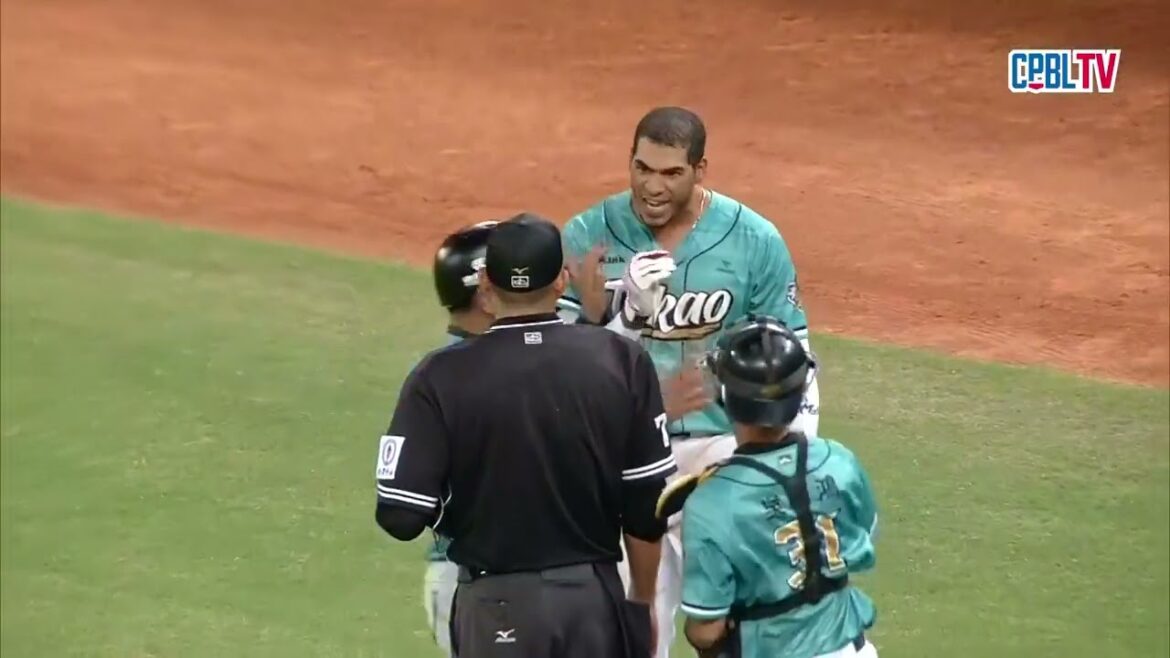 05/19 統一 VS 台鋼 七局下，裴瑞茲三振魔鷹，結束本局危機，後續魔鷹與裁判有點爭吵，最終被驅逐出場