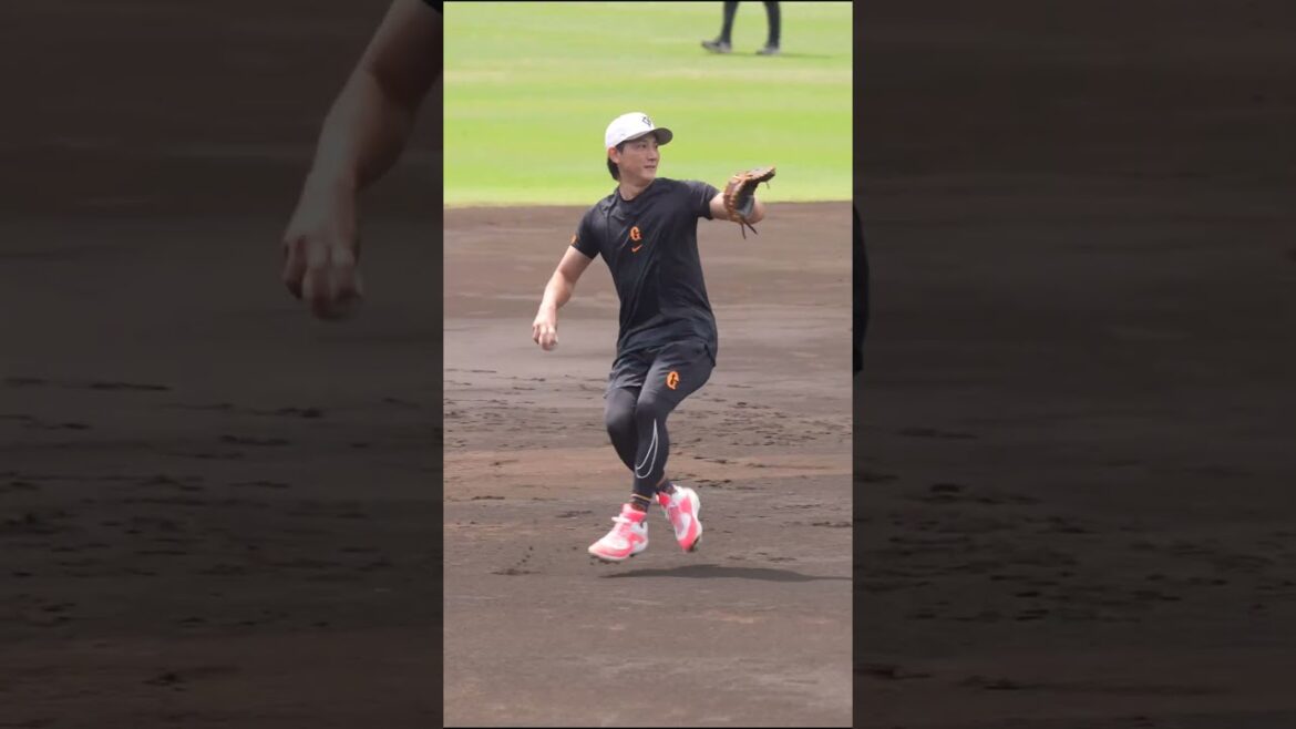 【巨人】小林誠司選手の守備力がすごすぎる！？ #shorts #baseball #sports #ジャイアンツ #巨人 #プロ野球