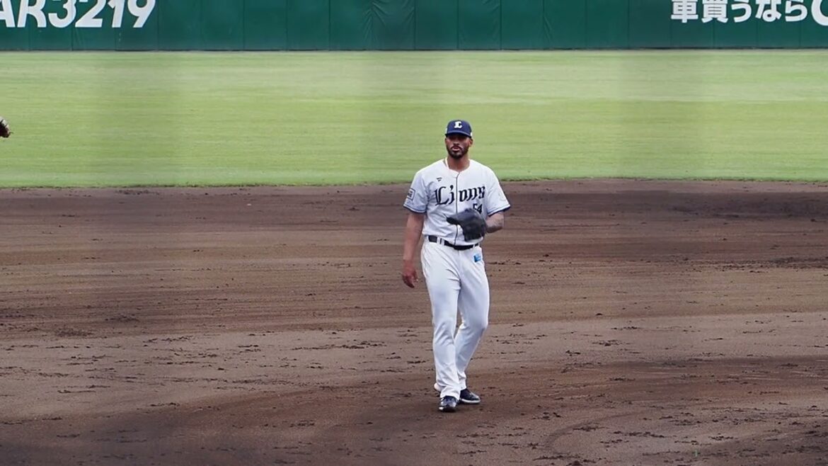 2023.09.23 埼玉西武-DeNA(カーミニーク) ティノコ 投球シーン