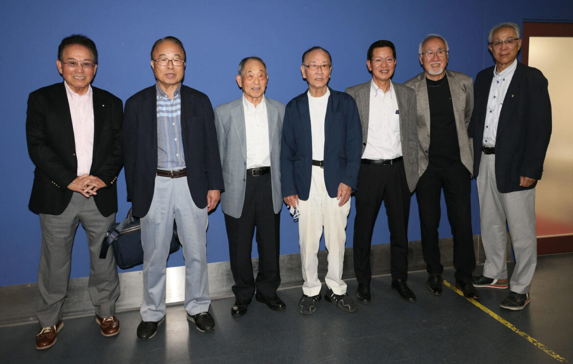 【広島】カープのレジェンド７人がOB会「激励ツアー」に参加 後輩たちにエール（日刊スポーツ） - Yahoo!ニュース - Yahoo!ニュース
